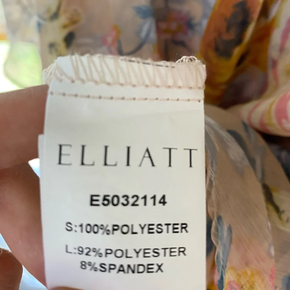 Revolve ELLIATT Astrid Dress Sz. M Chiffon Flowy Gown Floral Midi NWT $251 msrp - Picture 14 of 16